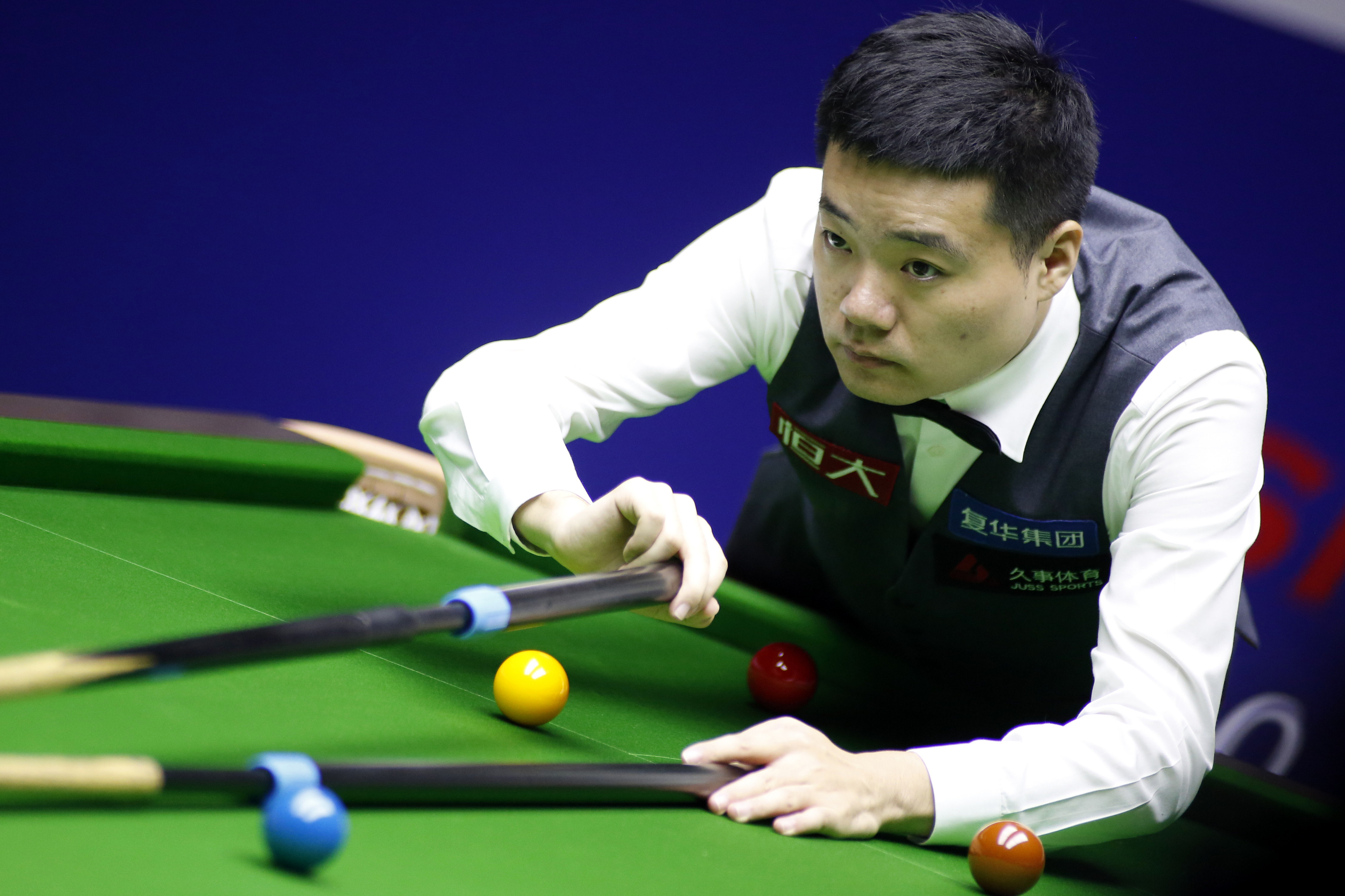 据当时的多 据当时的多